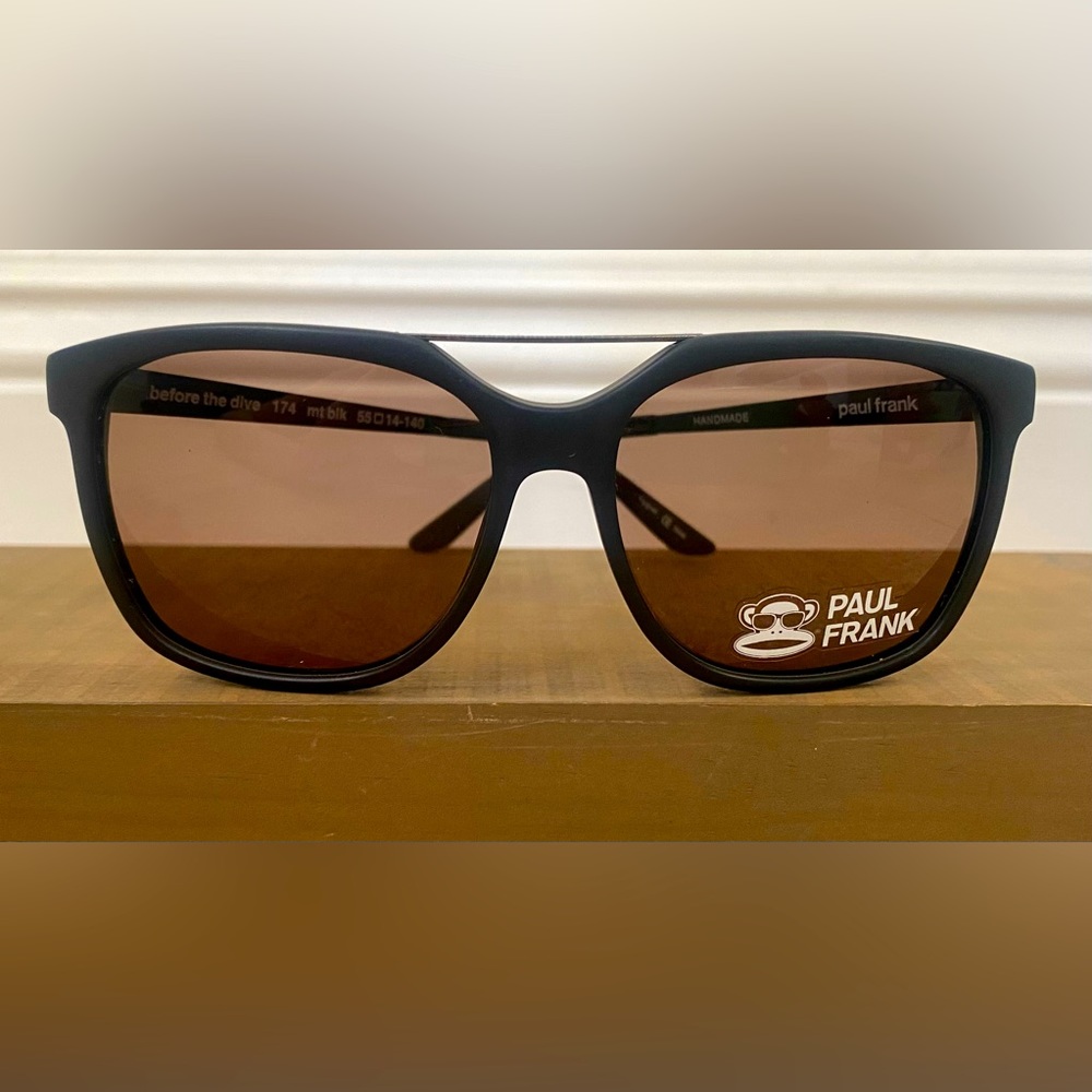 Brand New Paul Frank “Before the dive” Matte Black Oversized Sunglasses Unisex